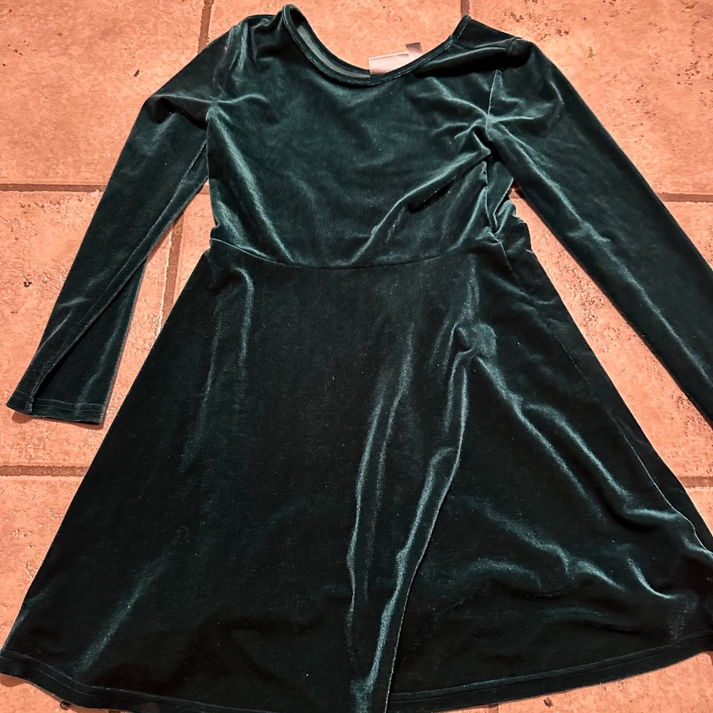 Green velvet Christmas dress for girls size large (10/12)